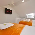 Dane Duplex Studio Four - Stunning Coventry Oasis